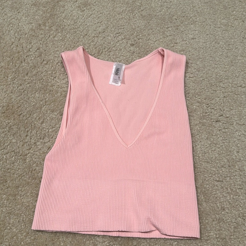 Pink ribbed tank top